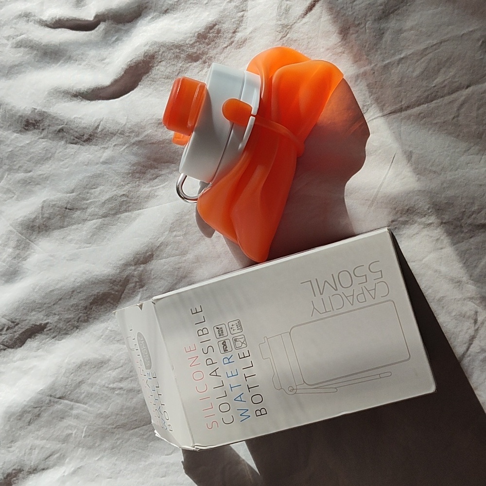 Packing Cubes Travel Bundle Collapsible Water Bottle & Silicone Bottle Covers - Picture 4 of 16
